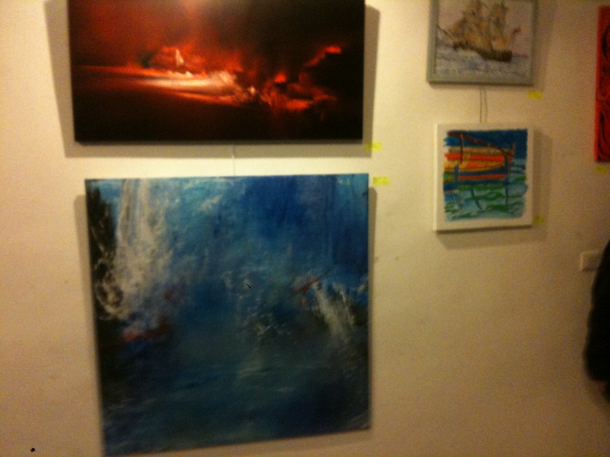 Nous reconnaissons les couleurs vives et la "patte" de Iro ( en bas à droite )